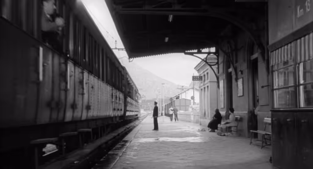 Wide shot from a slow cinema film with minimal movement