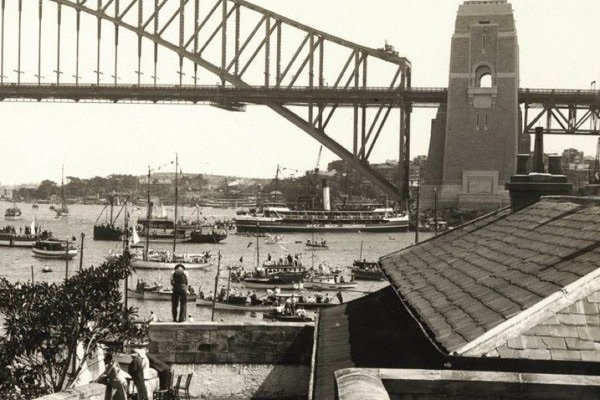 Harbour Bridge and city from Jeffrey St Wharf, Kirribilli, Sydney filming location